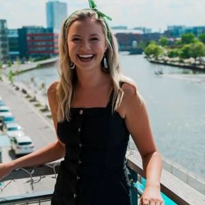 Meet your Posher, Madeleine